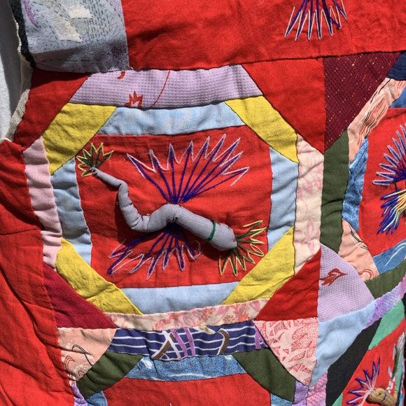 Women's Vest - Picture 9 of 16